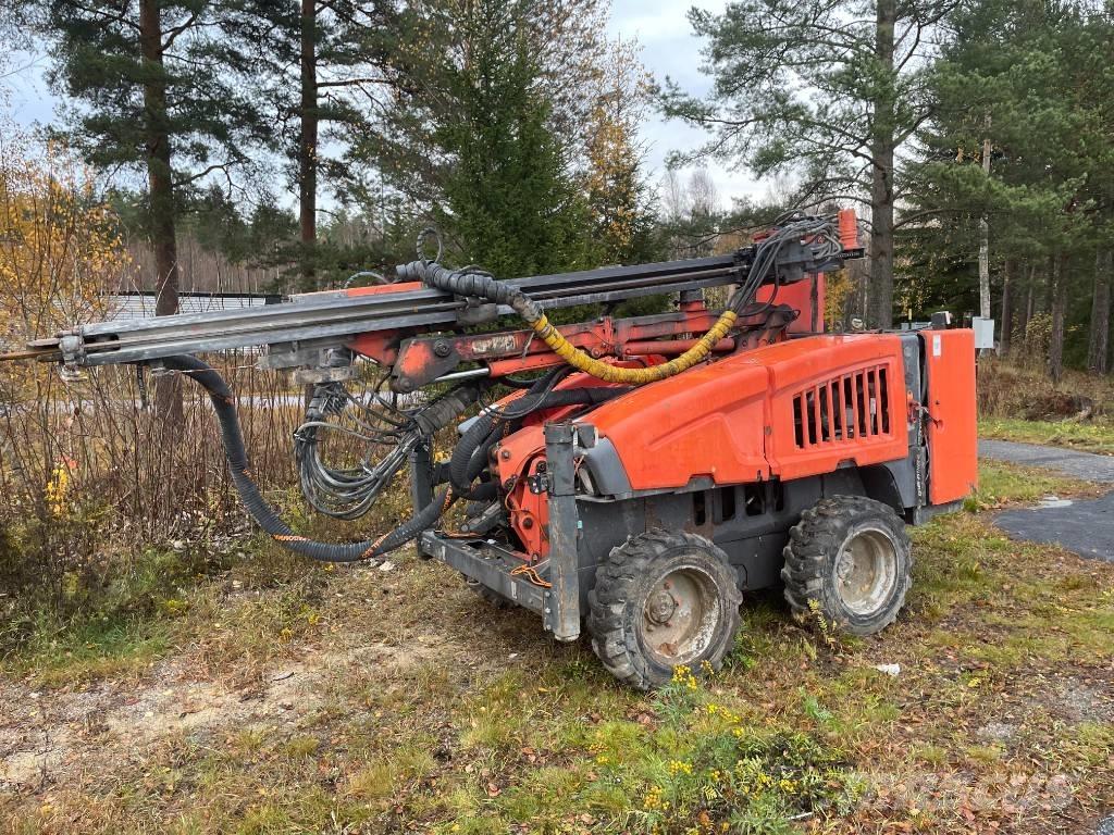 Sandvik DC125R Surface drill rigs