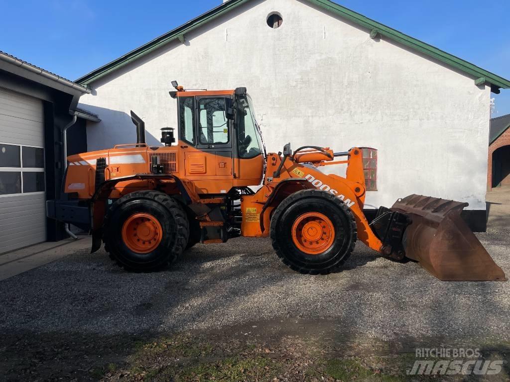 Doosan DL 250 15 Wheel loaders