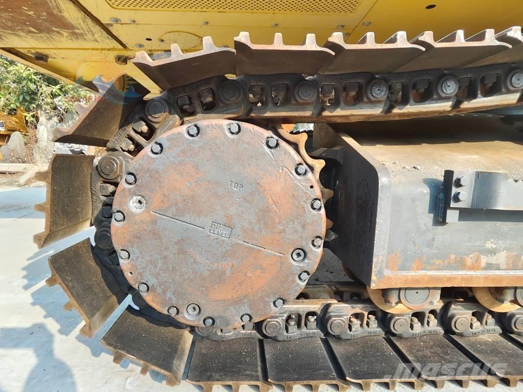 Komatsu PC 400-8 Crawler excavators