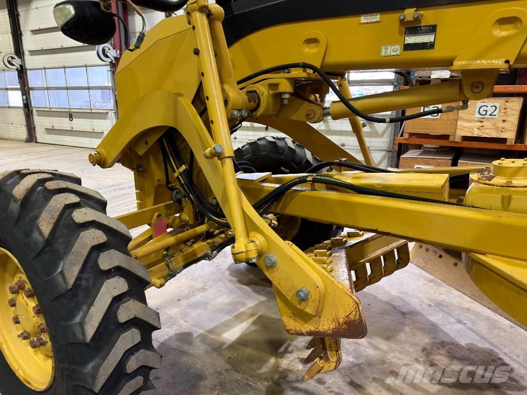 CAT 140H / 140M Scarifiers