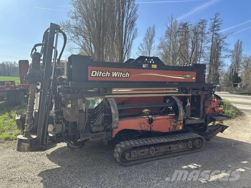 Ditch Witch JT 30 AT Horizontal Directional Drilling Equipment