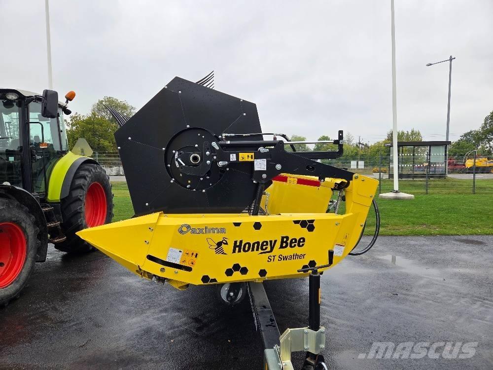 Honey Bee ST21 Windrowers