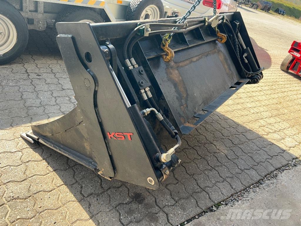  KST 4 i en skovl Buckets