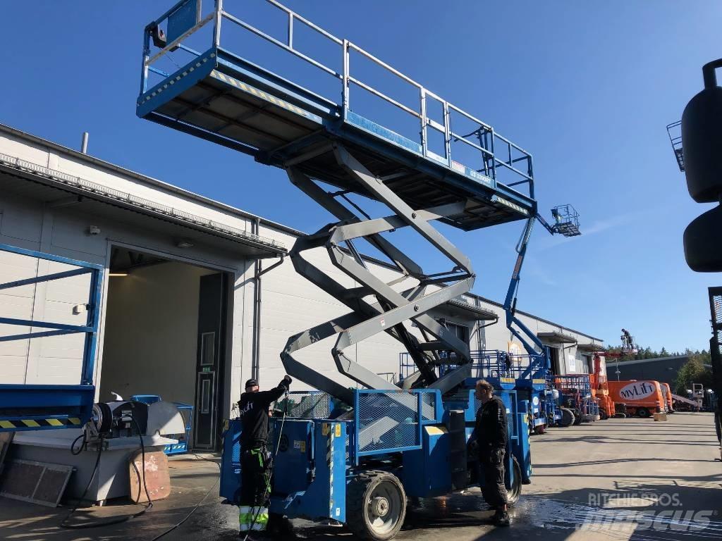 Genie GS 3390 RT Scissor lifts