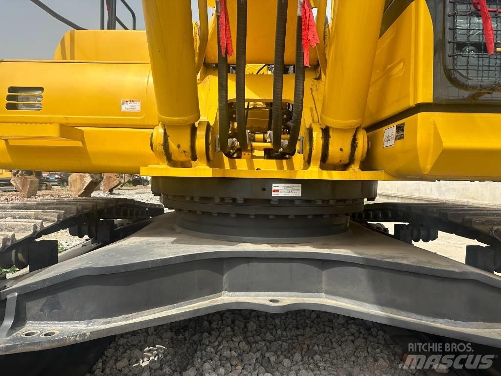 Komatsu PC450 Crawler excavators