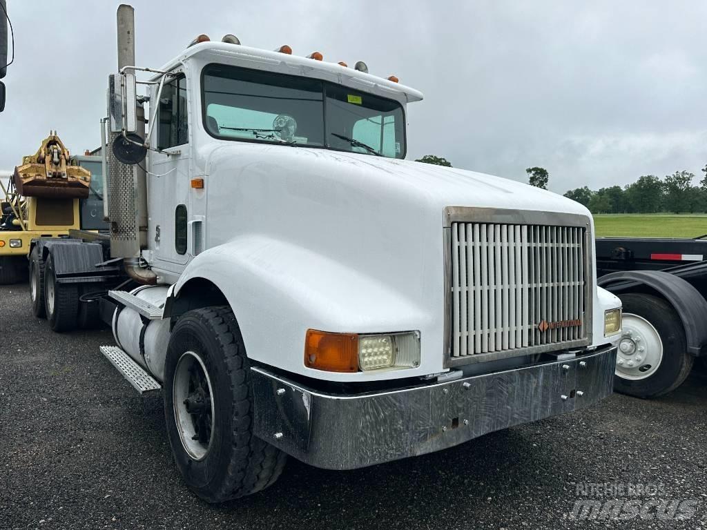 International 9400 Waste trucks