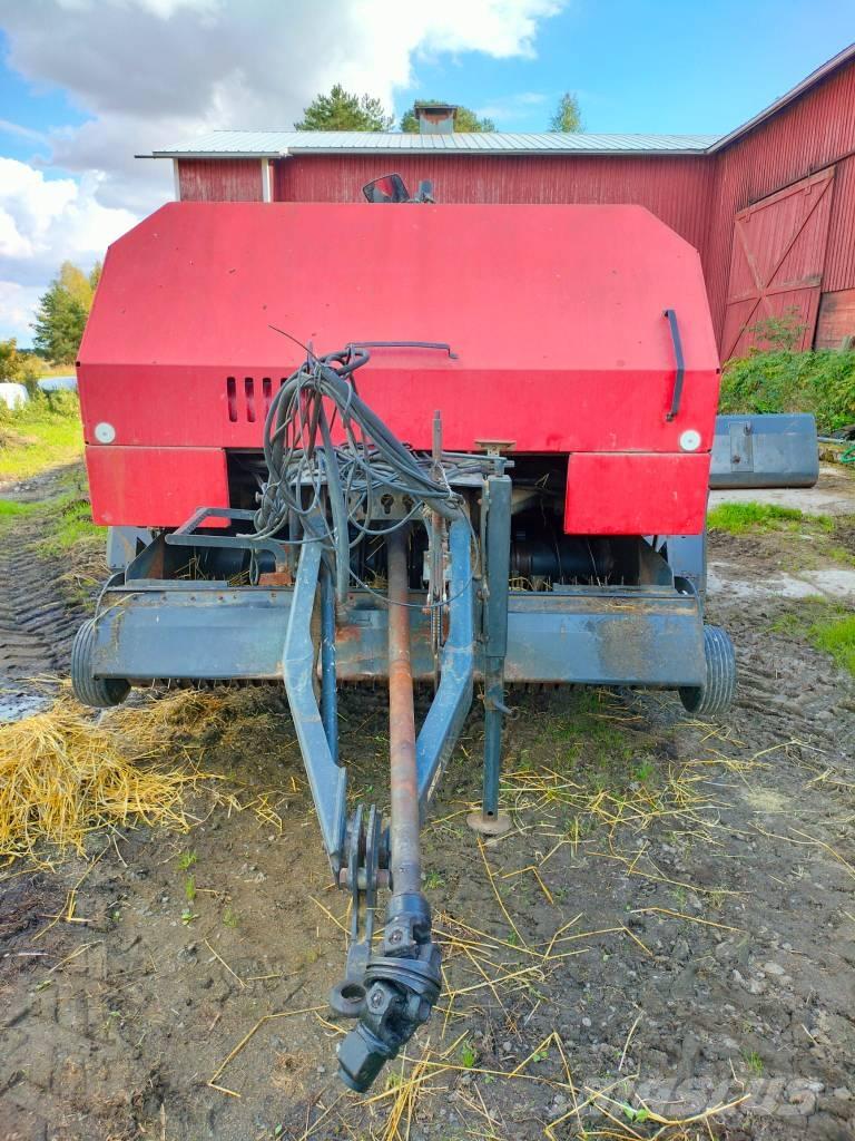 Vicon RF135 Round balers