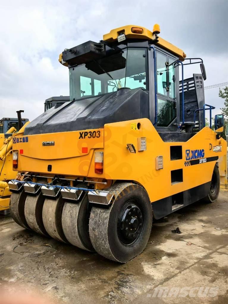 XCMG XP 303 Combi rollers