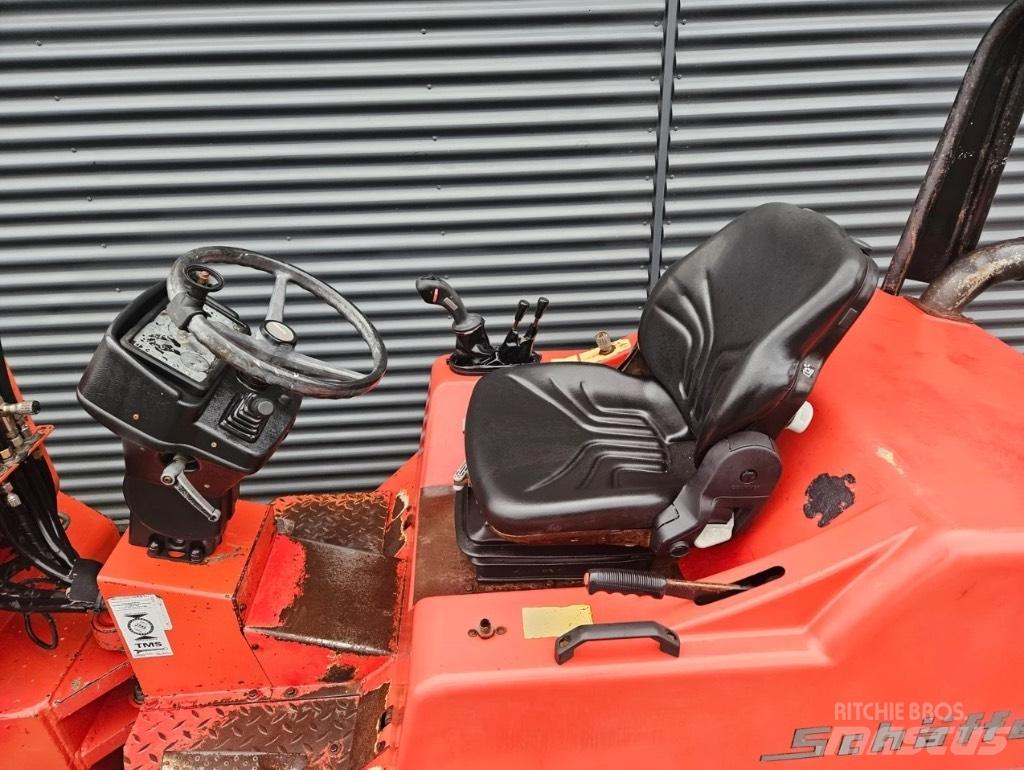 Schäffer 4050 Z Mini loaders