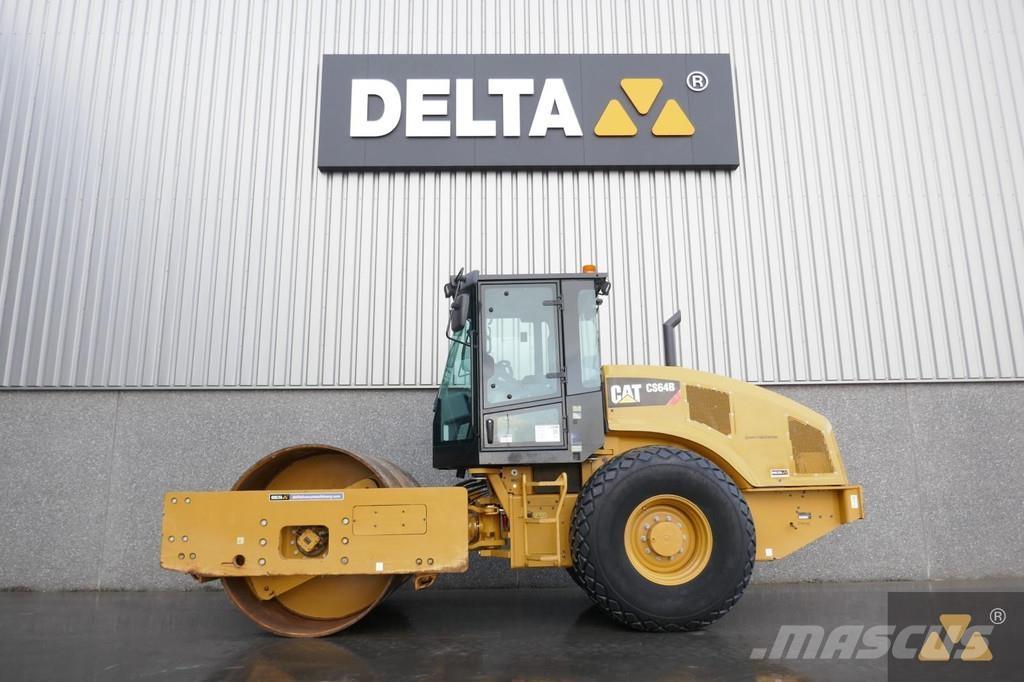 CAT CS64B Single drum rollers