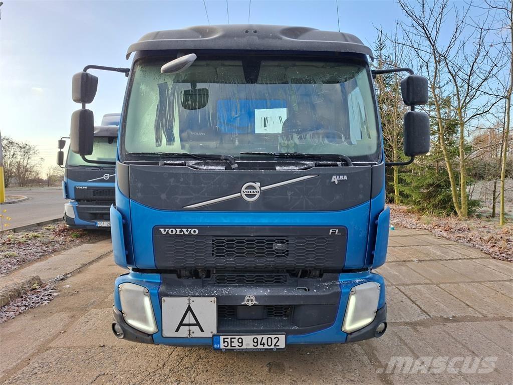 Volvo FL 250 Chassis Cab trucks