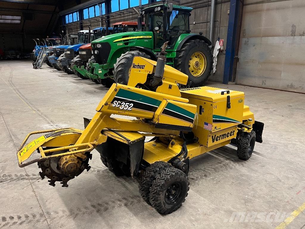 Vermeer SC352 Diesel Stump grinders