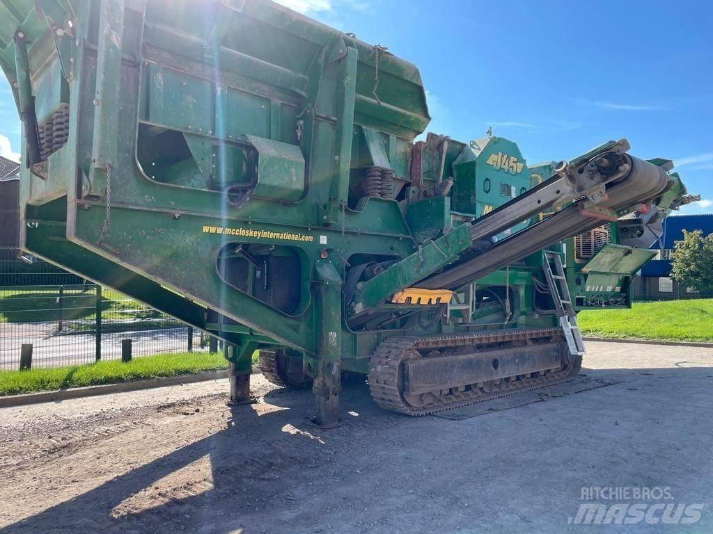 McCloskey J45 Mobile crushers
