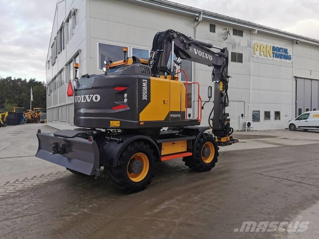 Volvo EWR 150 E Wheeled excavators