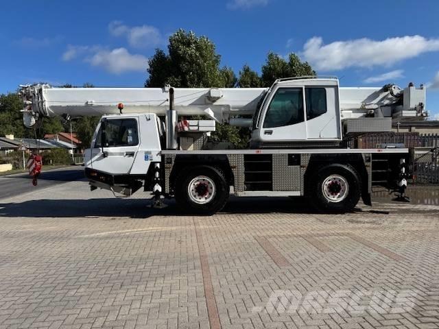 Tadano ATF40-2 All terrain cranes