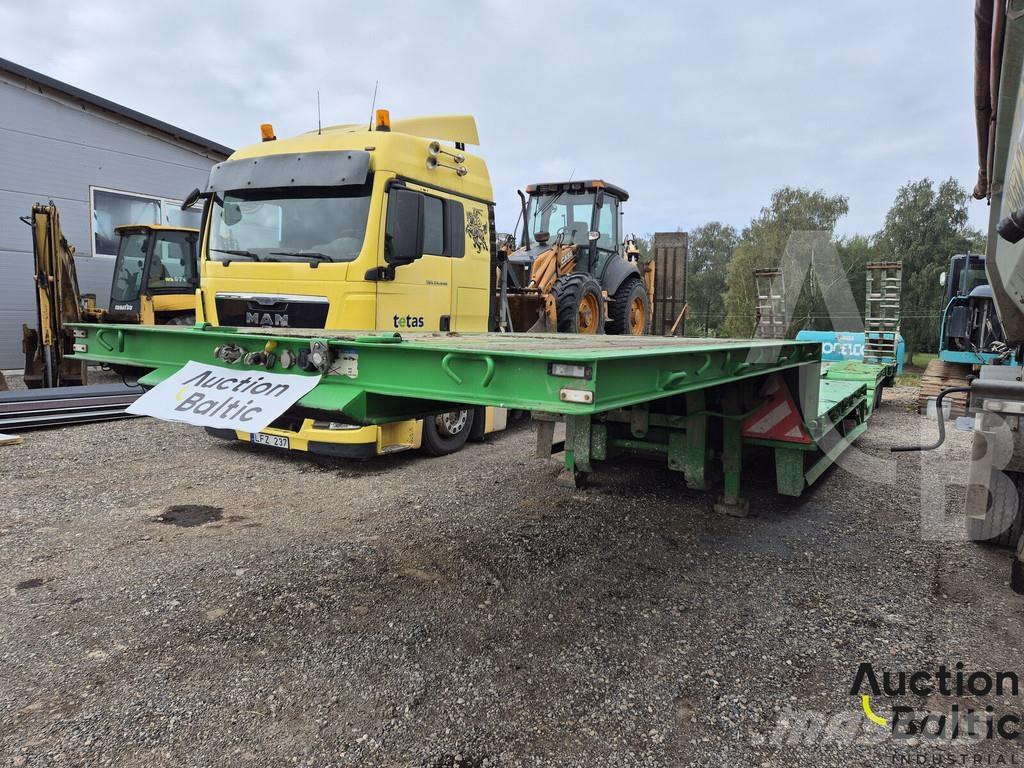 SM Trailer Curtainsider semi-trailers