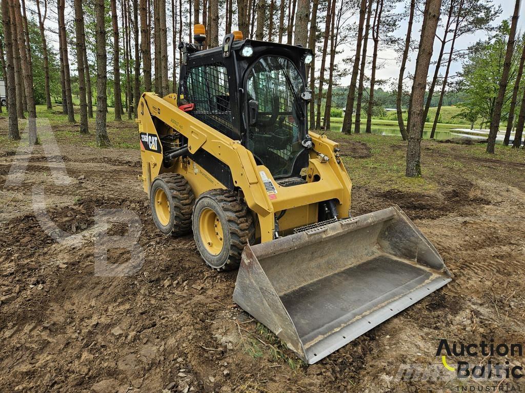 CAT 236 D Skid steer loaders