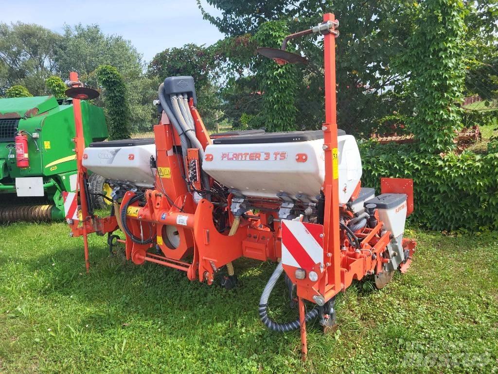 Kuhn Planter 3 Precision sowing machines