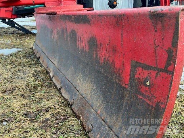 VM 300 JH Road drags