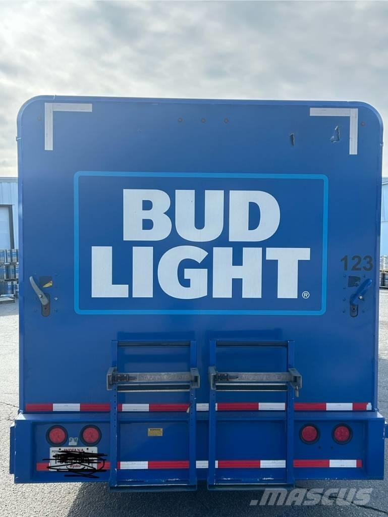 Mickey 22 Bay Beverage trailers