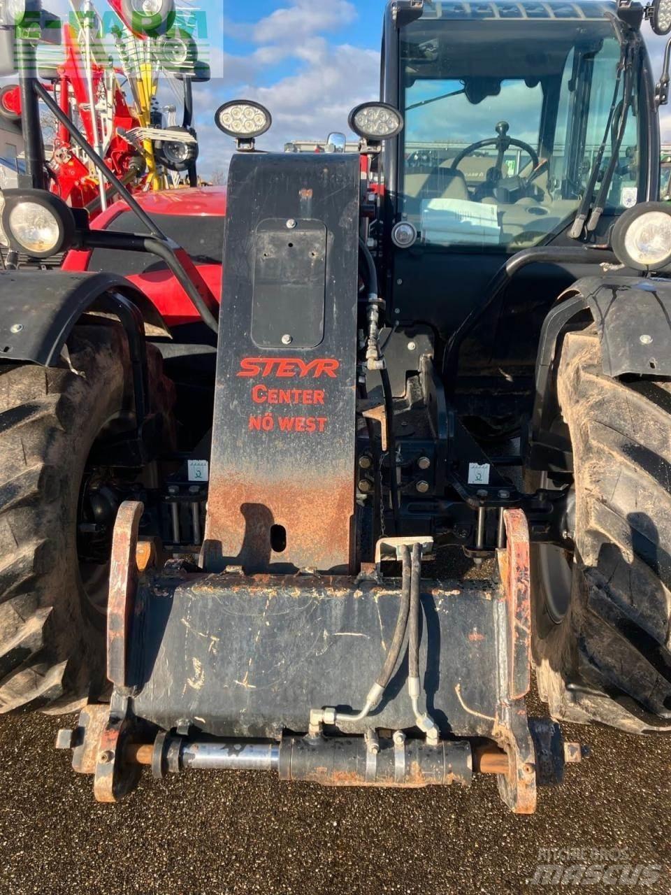 Case IH 635 Telehandlers for agriculture