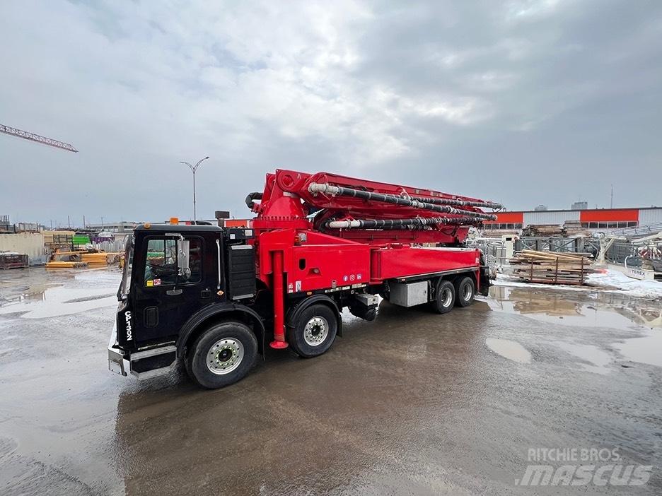 Putzmeister BSF 47 Concrete pump trucks