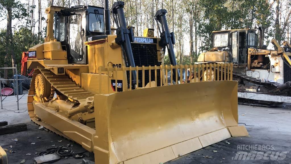 CAT D 8 R Crawler dozers