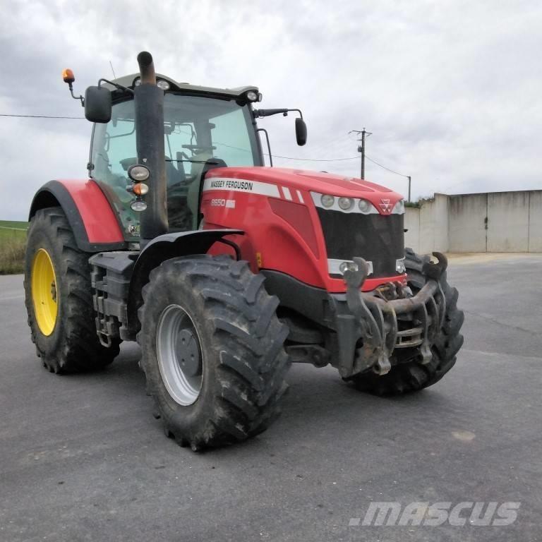 Massey Ferguson 8650 Tractors