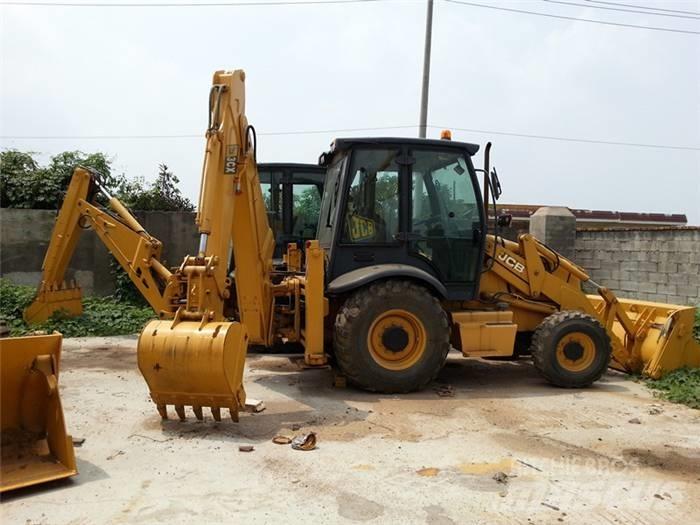 JCB 3 CX Backhoe loaders