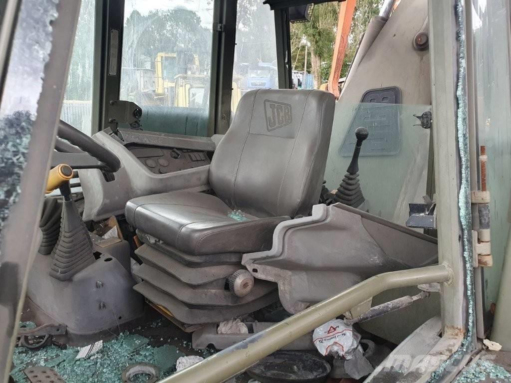JCB 4 CX Backhoe loaders