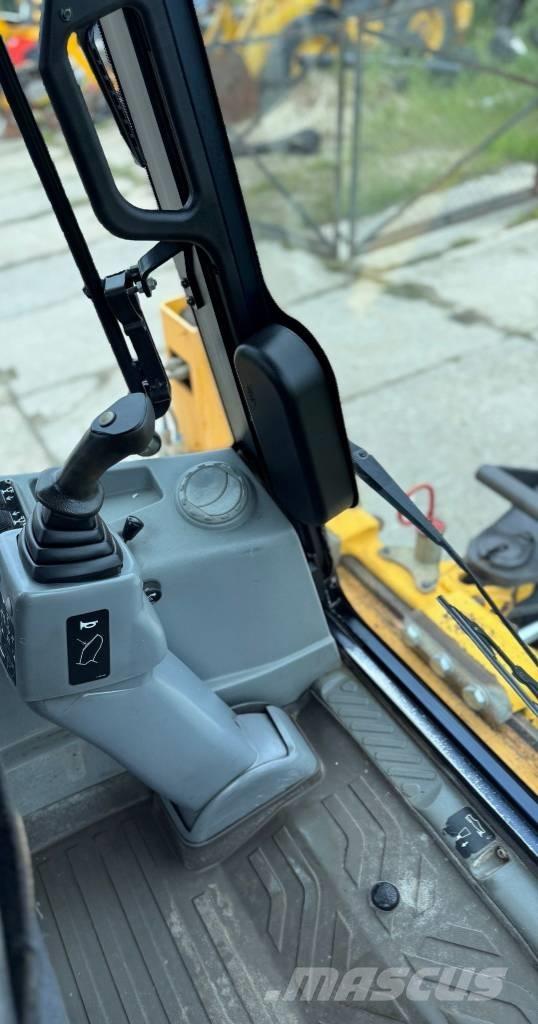 Volvo BL71, JOYSTICK Backhoe loaders