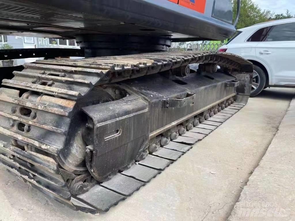 Hitachi ZX 200 C LC Crawler excavators