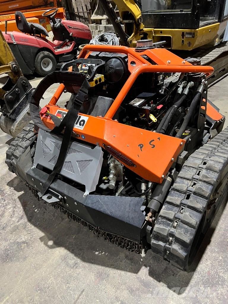 Stella URUS 100 Robot mowers