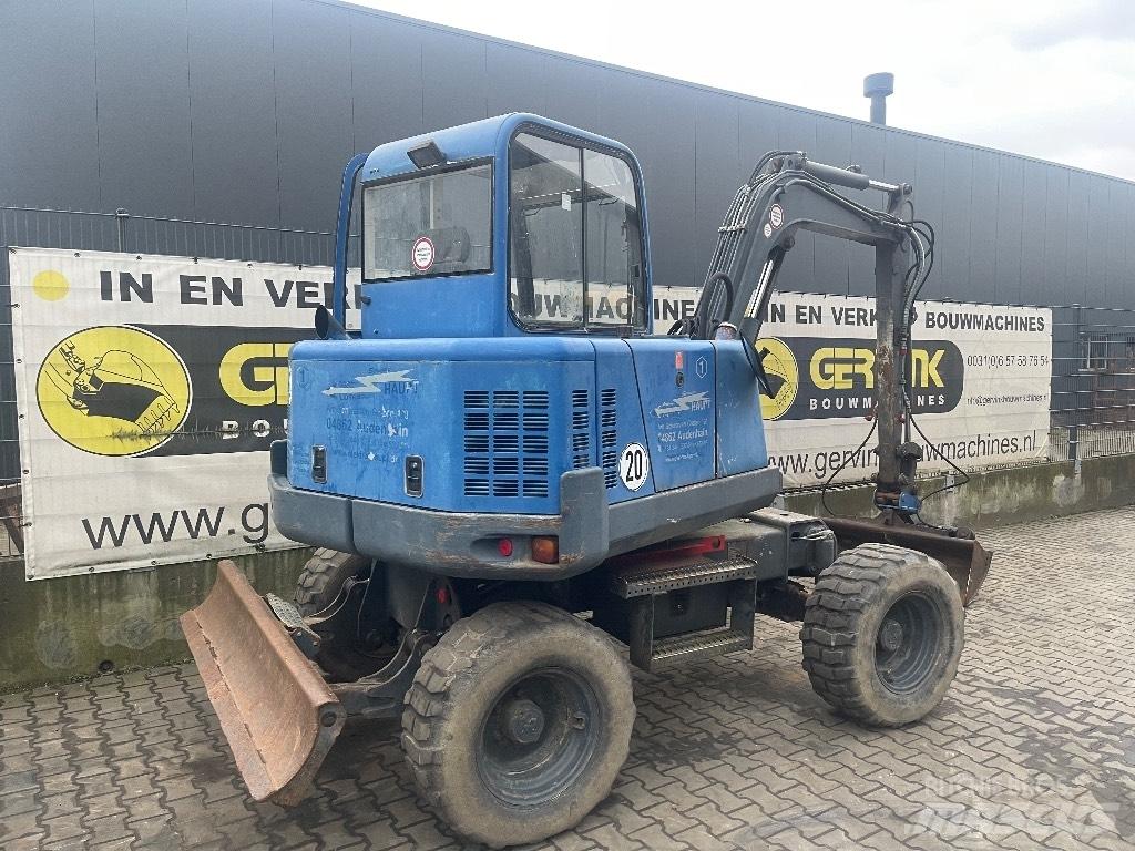  Peljop EW 256 Wheeled excavators