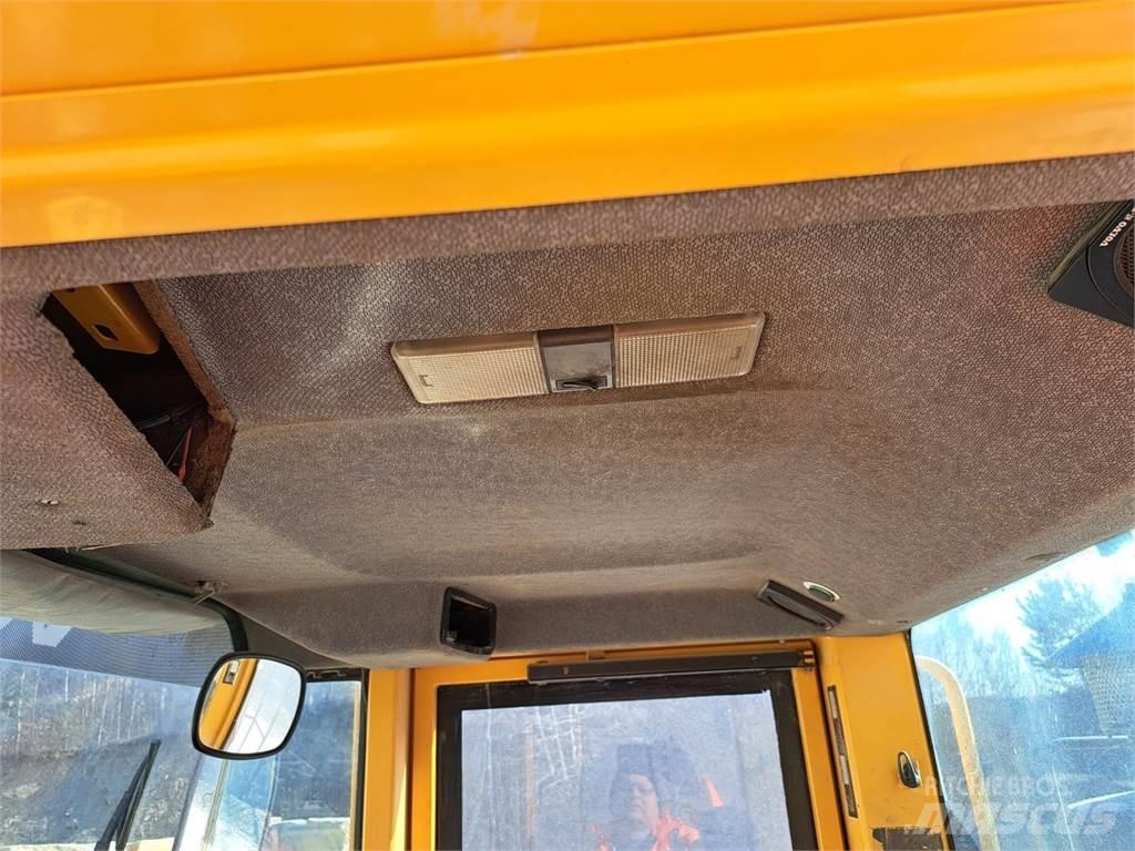Volvo L180D Construction - Others