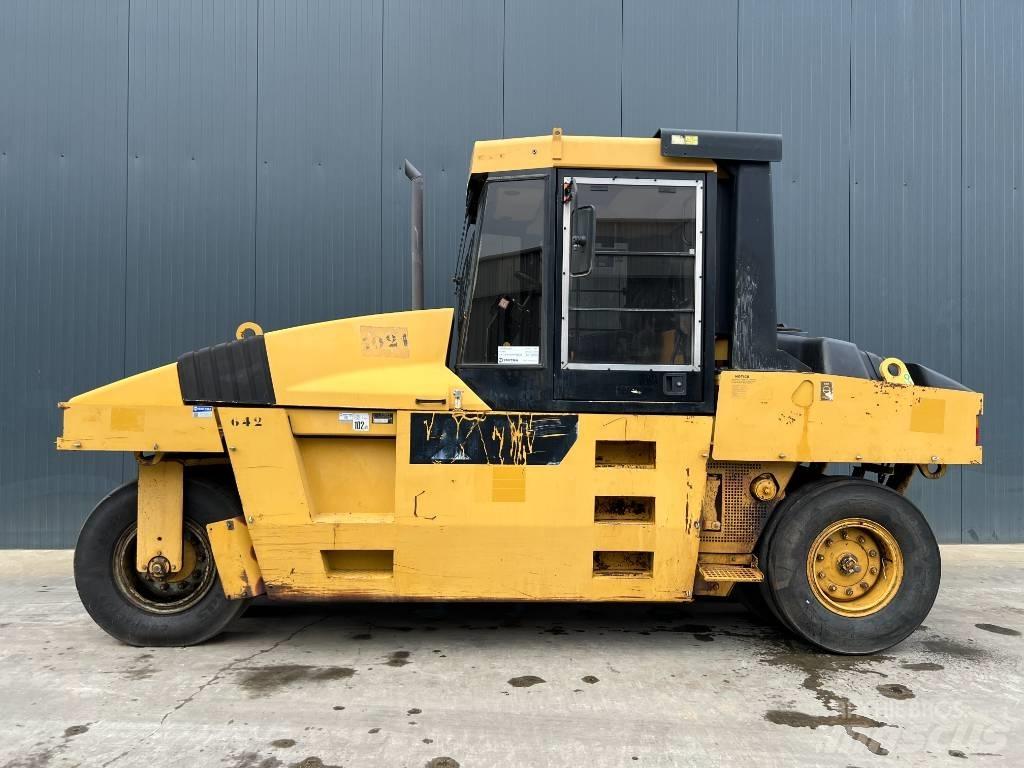 CAT PS300C Pneumatic tired rollers