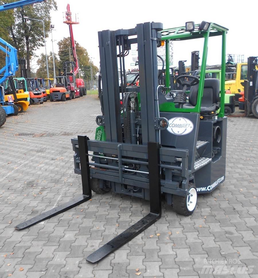Combilift C2500CB 4-way reach trucks