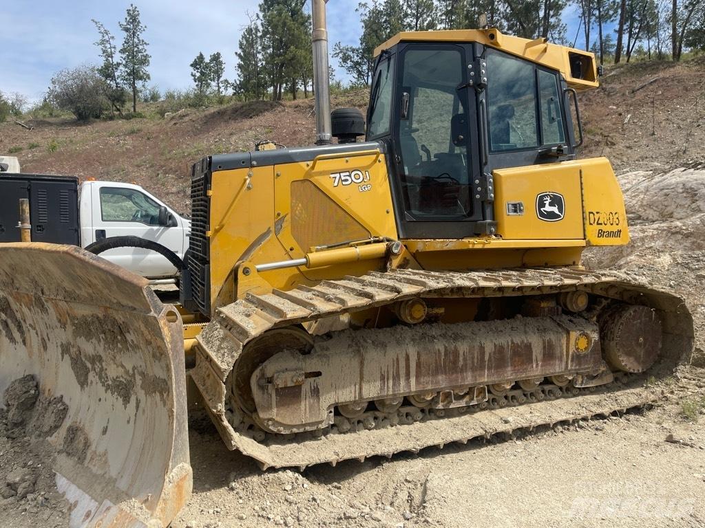 DEERE 750J Crawler dozers