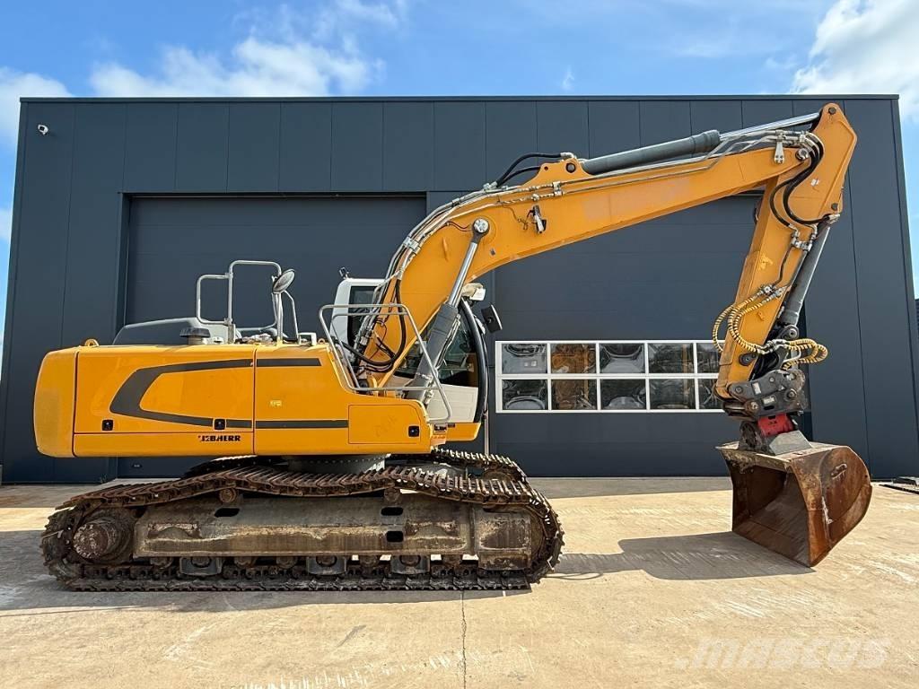 Liebherr R922 LC Crawler excavators