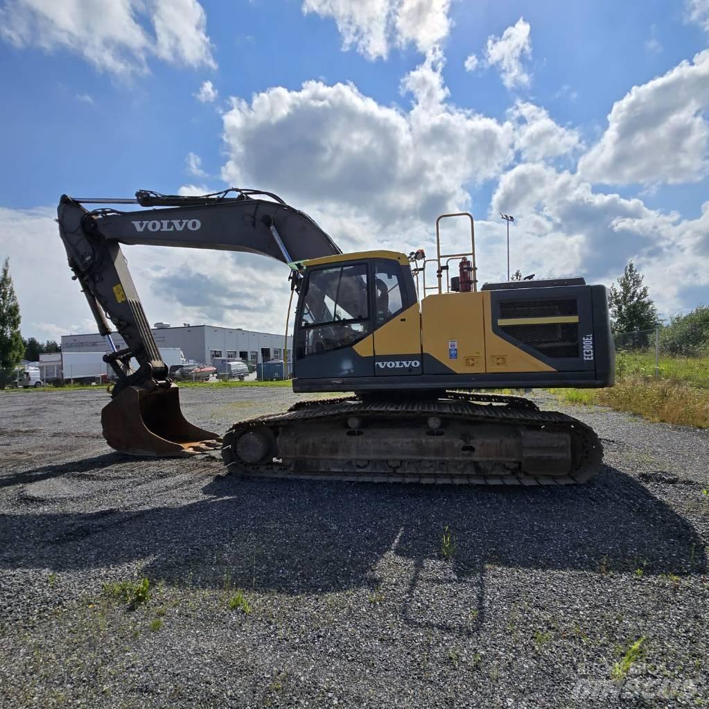 Volvo EC 300 E Crawler excavators