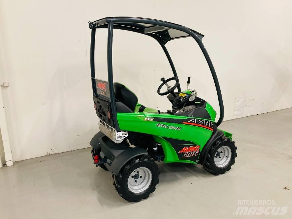 Avant 225 Mini loaders