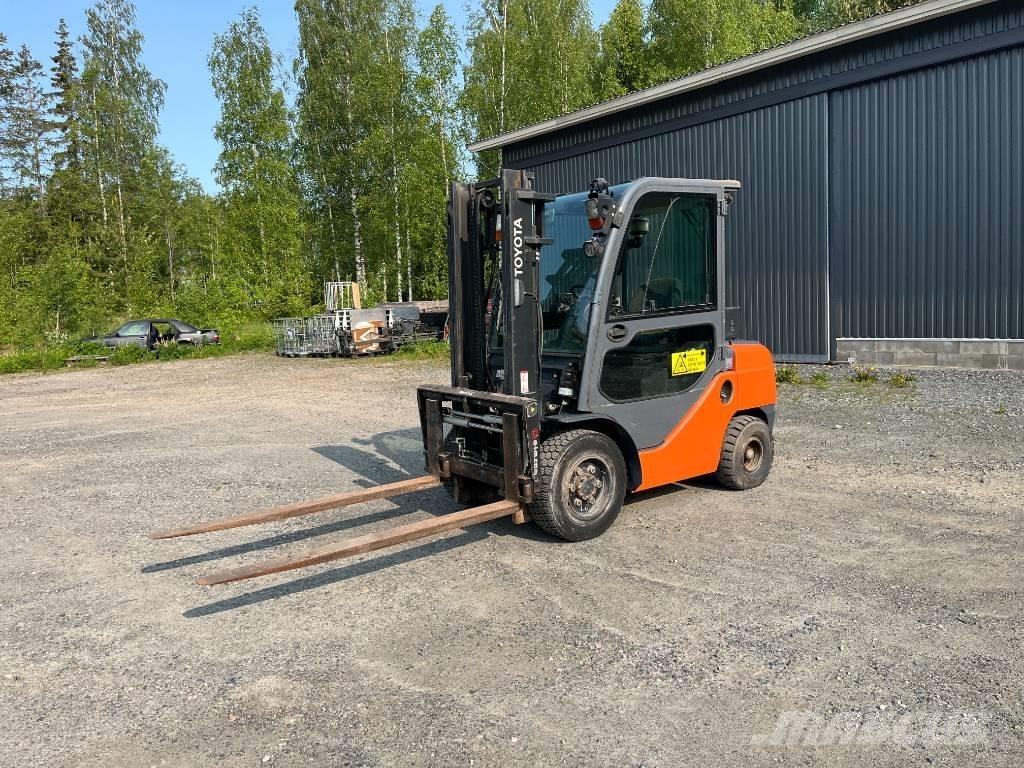 Toyota 52-8 FDF 30 Diesel trucks