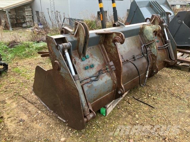  - - - 4ién skovl Buckets