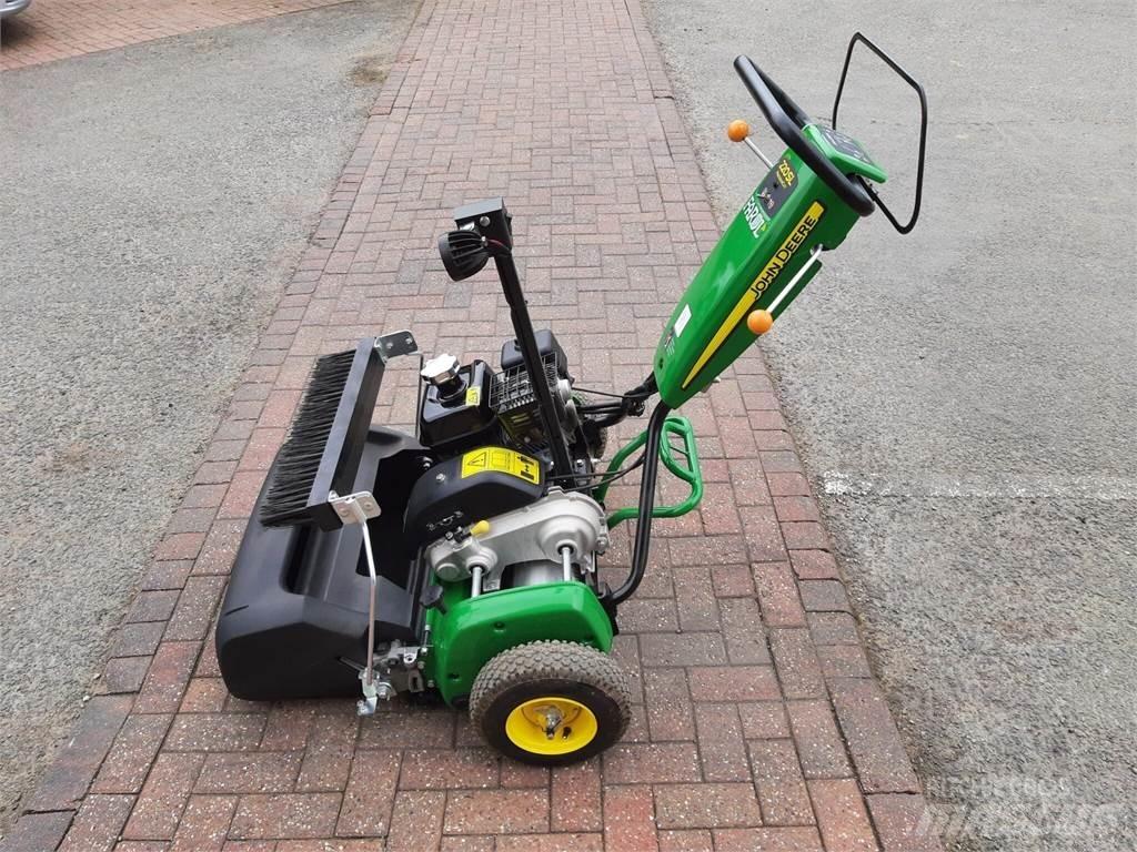 John Deere 220SL Walk-behind mowers