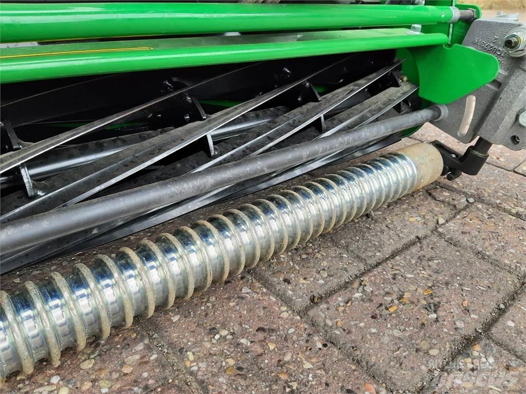 John Deere 220SL Walk-behind mowers