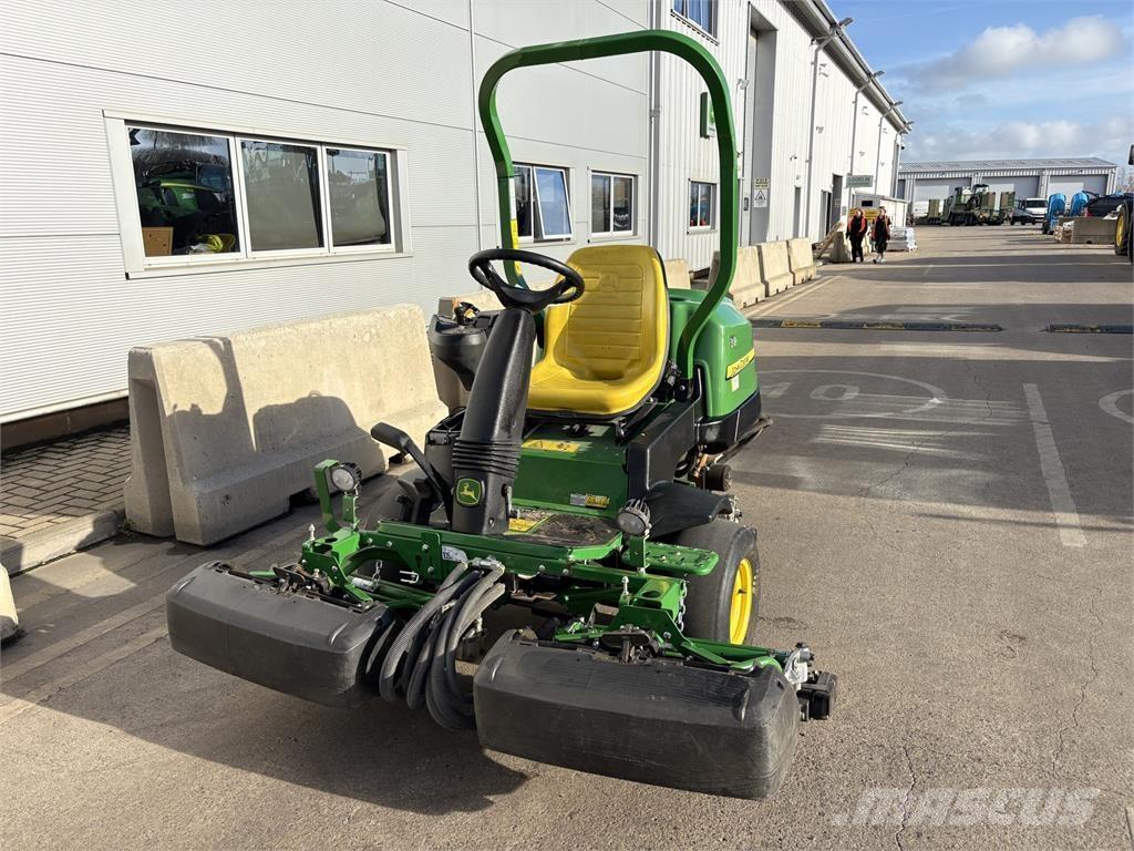 John Deere 2550EH Walk-behind mowers