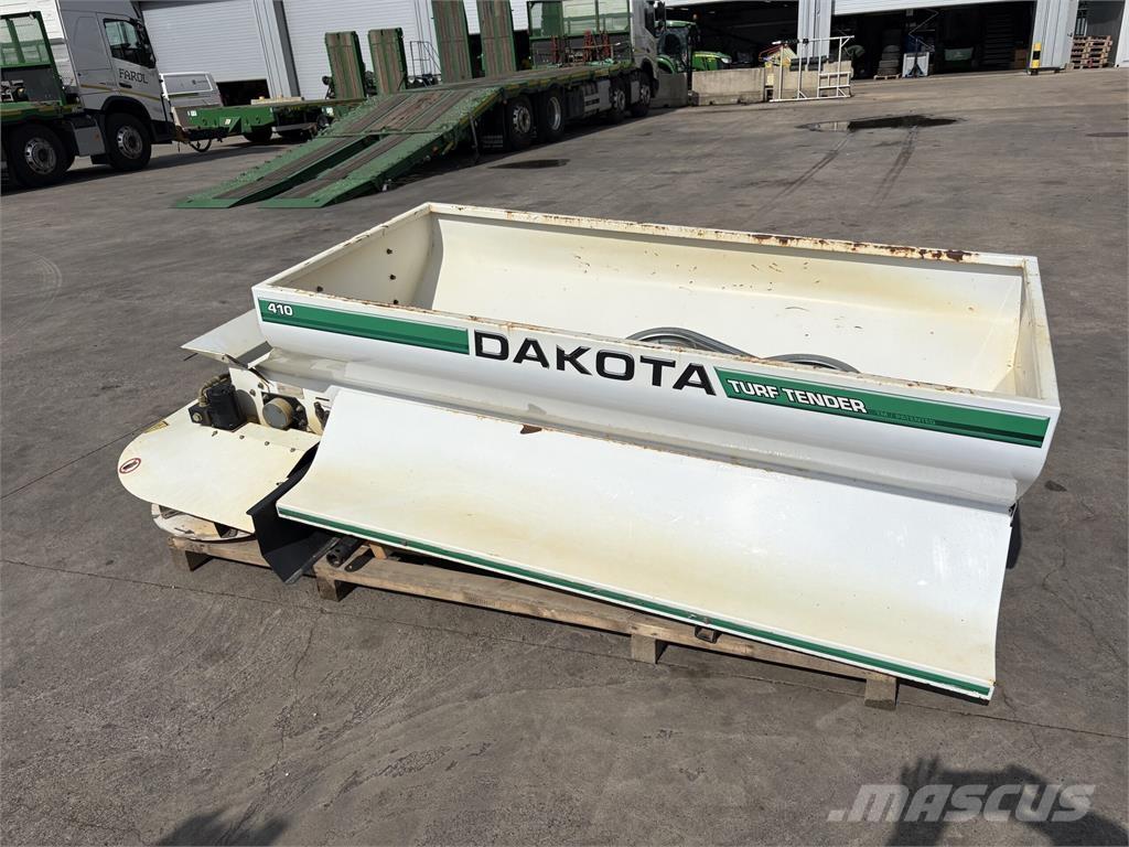 John Deere 410 Groundcare - Others