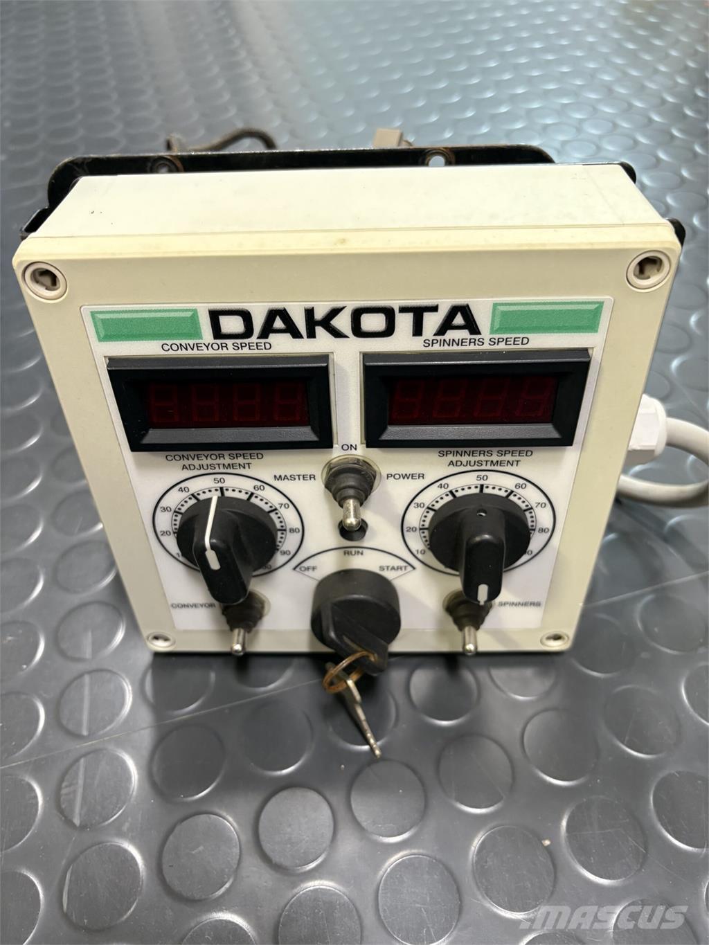 John Deere 410 Groundcare - Others