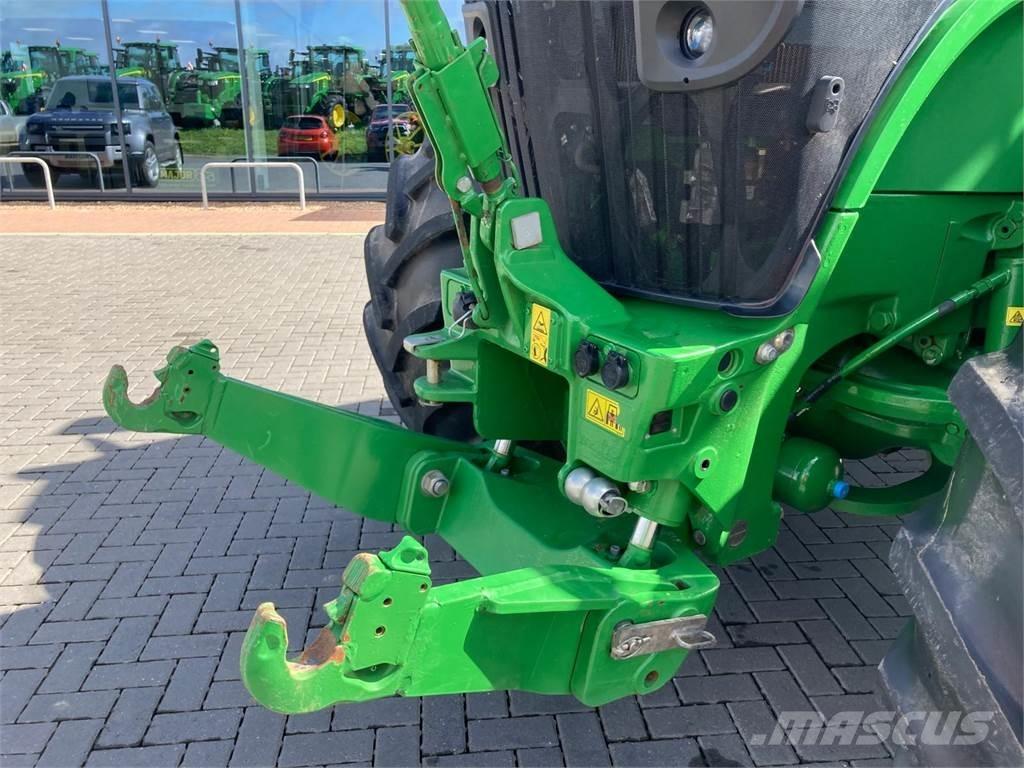 John Deere 7R 310 Tractors