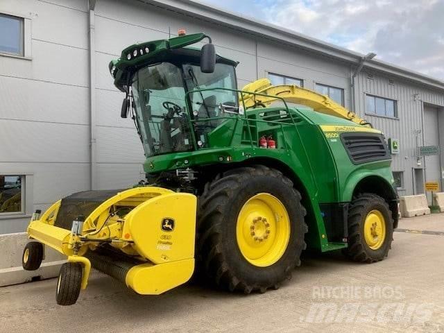 John Deere 8500i Self-propelled foragers